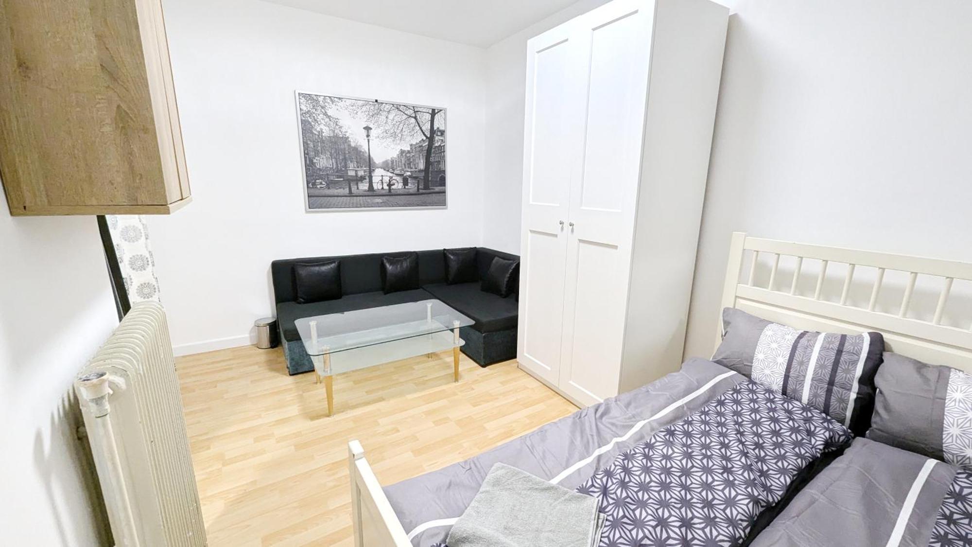 Homestay Cozy In Stadthalle Area Vienna